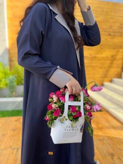 عباية كحلي بتصميم داخلي رصاصي