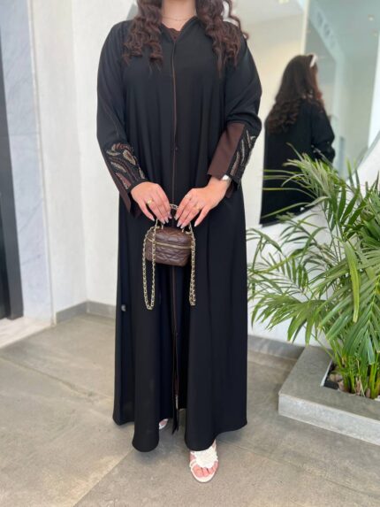 عباية كتف تطريز