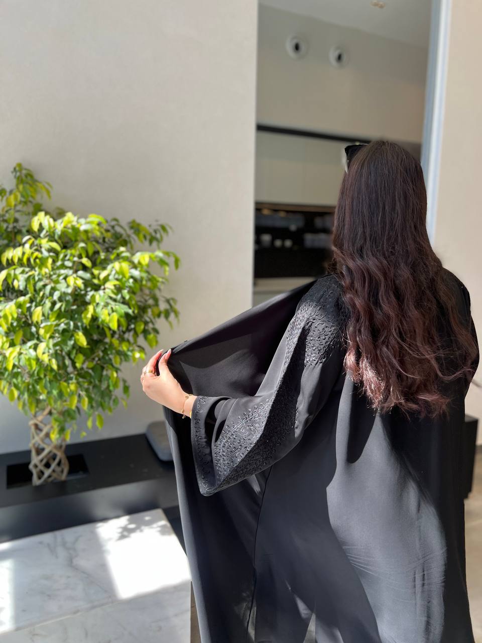 عباية كتف تطريز