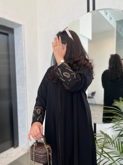 عباية كتف تطريز