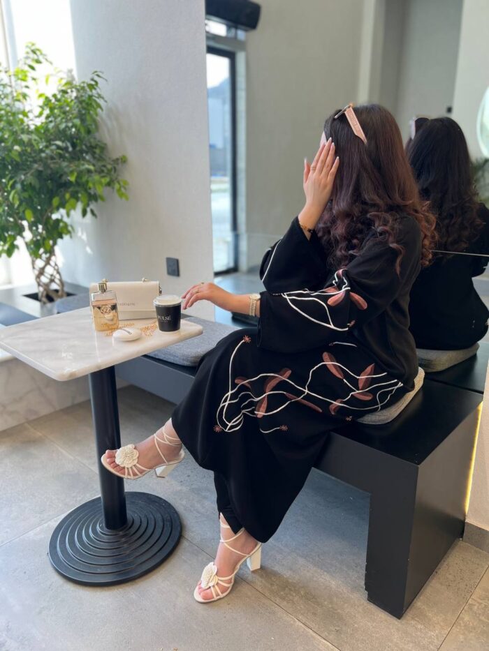 عباية كتف