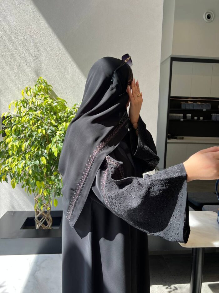 عباية كتف