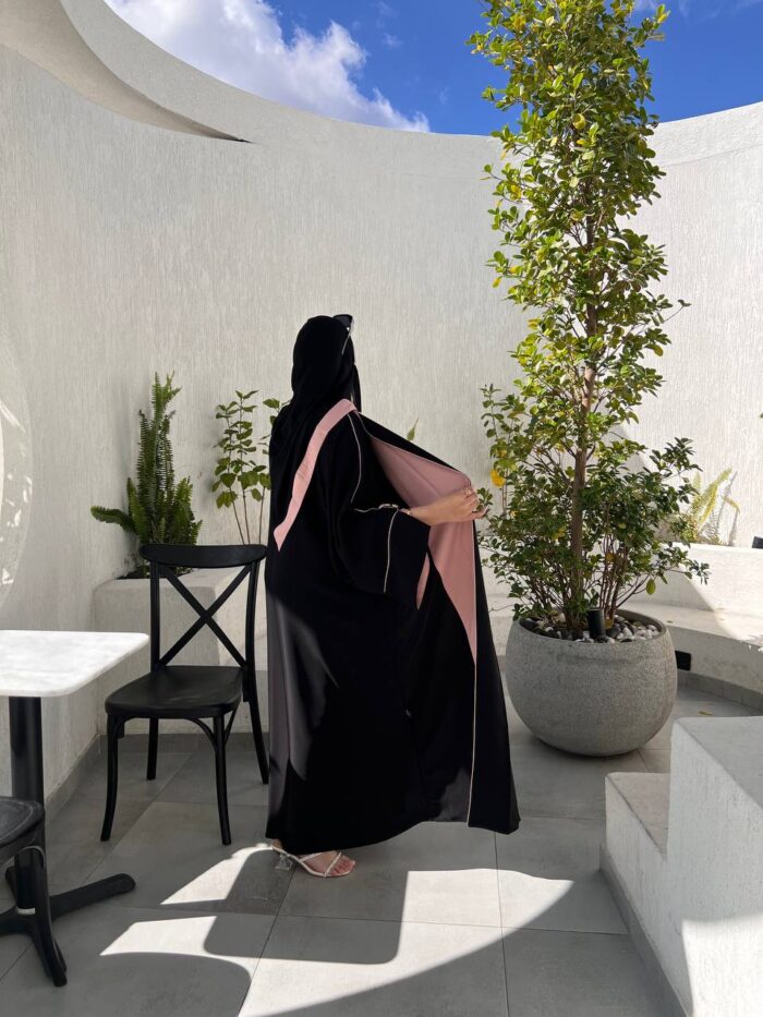 عباية كتف ملونة