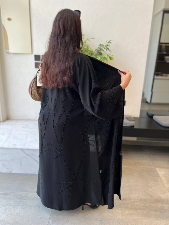 عباية كتف تطريز