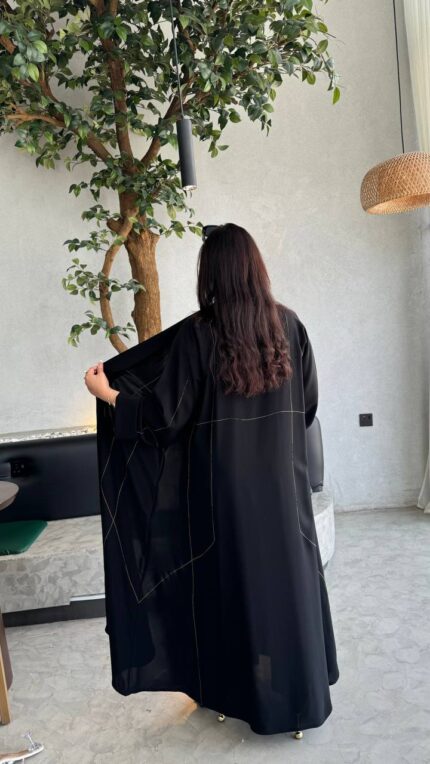 عباية نص كلوش