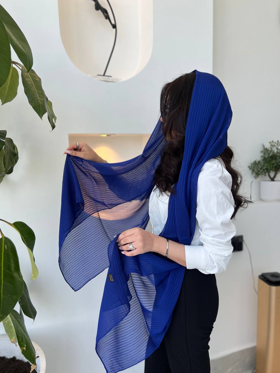 طرحة نيلي غامق