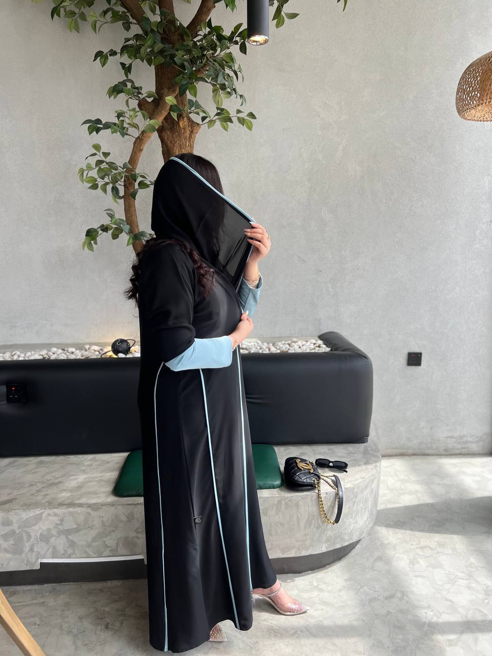 عباية كتف سماوية