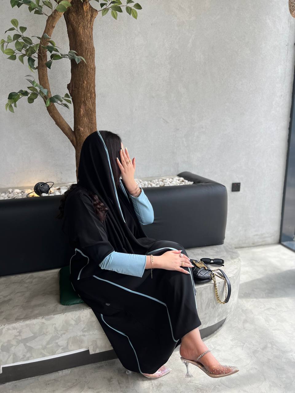 عباية كتف سماوية