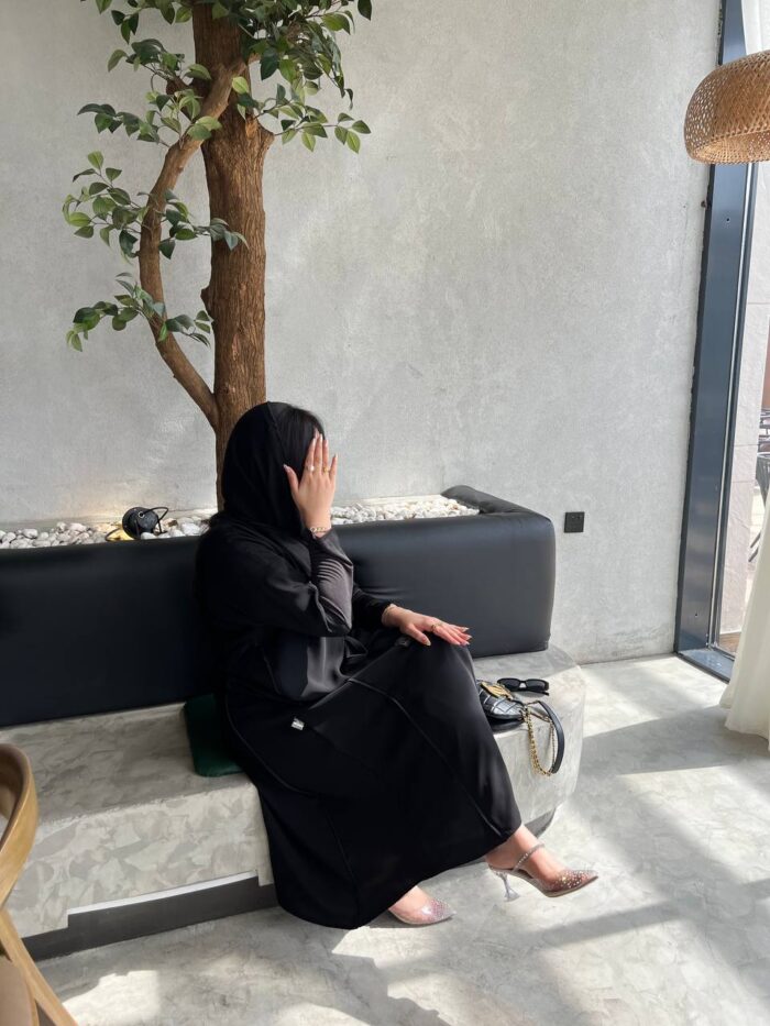عباية كتف بتحديد جانبي