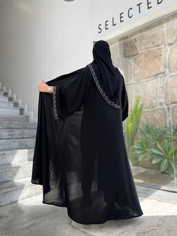عباية كتف كلوش