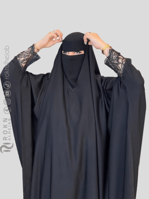 عباية راس بشت كامل كم انتيل كوري قماش حرائر كوري
