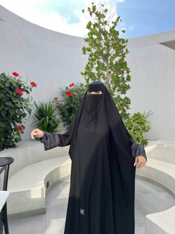 عباية راس سوداء بكم كشميري كبك قماش كوري نواعم