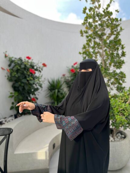 عباية راس سوداء بكم كشميري كبك قماش كوري نواعم