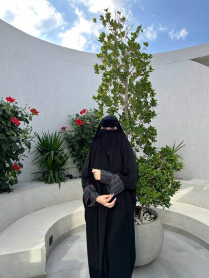 عباية راس سوداء بكم كشميري كبك قماش كوري نواعم