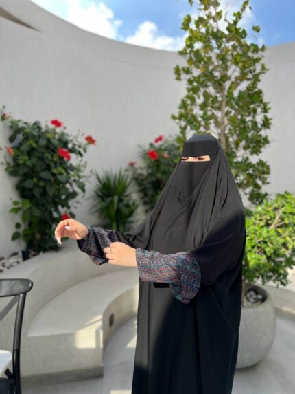عباية راس سوداء بكم كشميري كبك قماش كوري نواعم