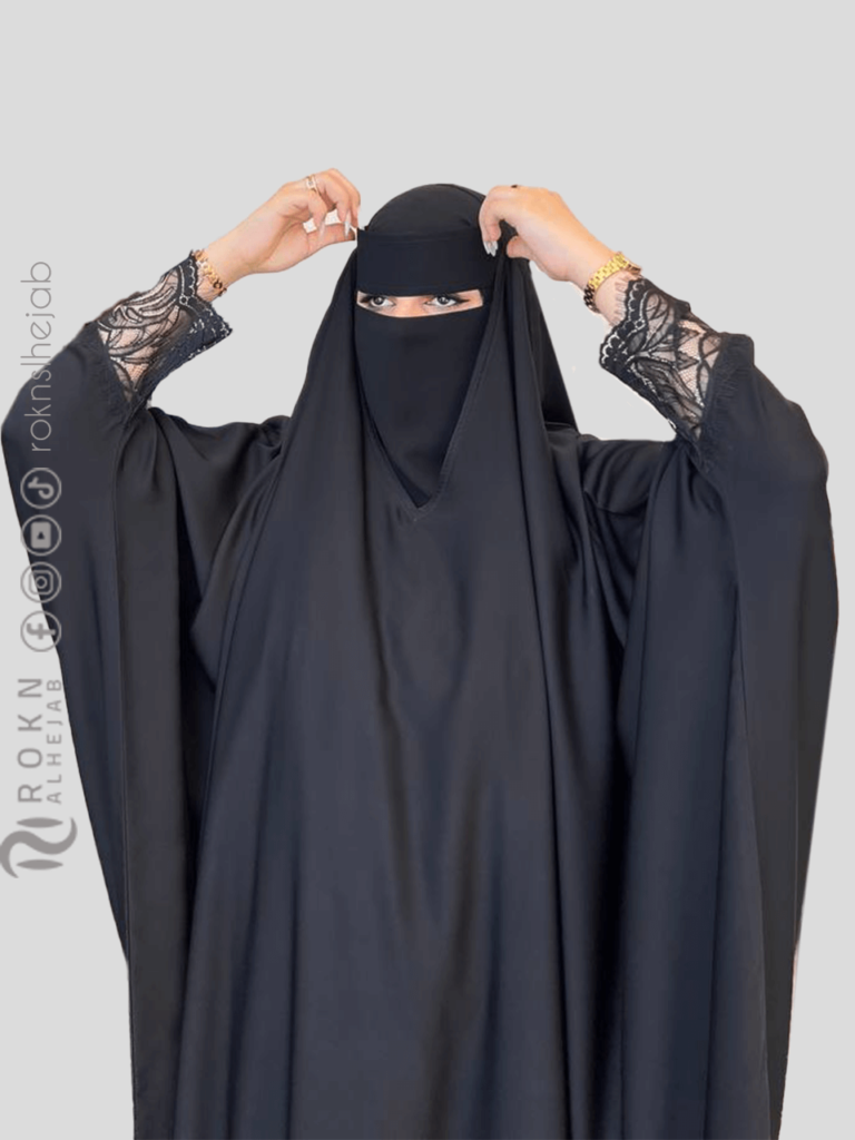 عباية راس بشت كامل كم انتيل كوري قماش حرائر كوري