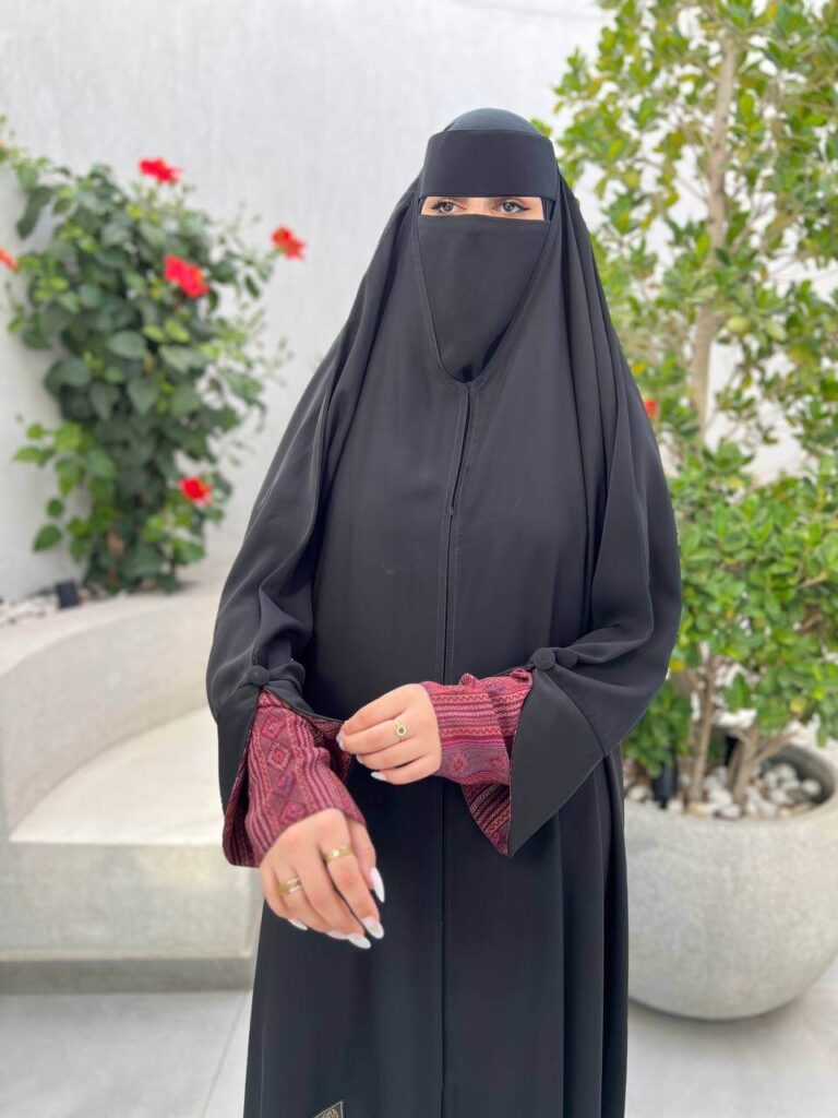 عباية راس سوداء كم كشميري كبك